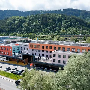 Hwest *** Hall in Tirol